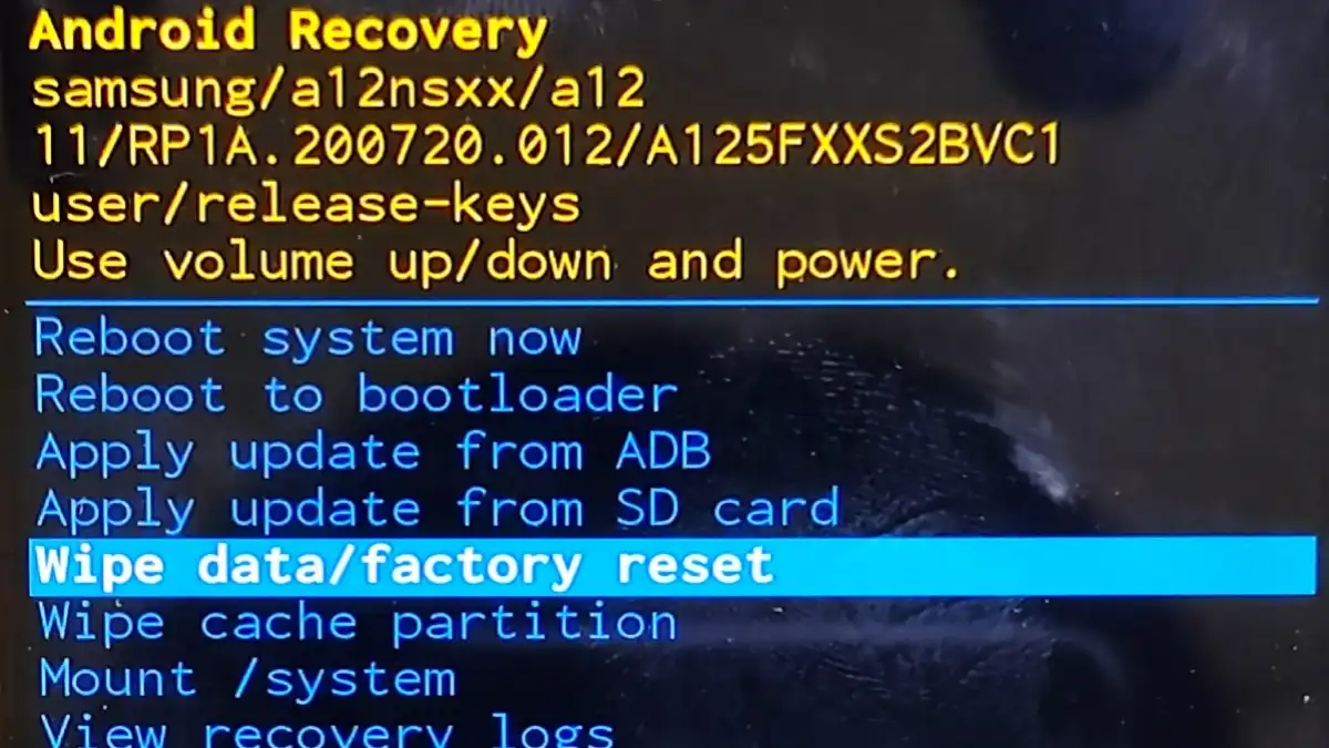 Hard Reset Samsung Mobile